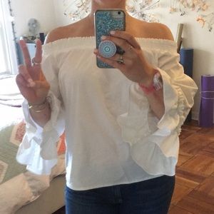 Off the shoulders white Banana Republic blouse